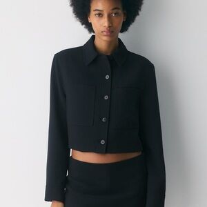 Aritzia Little Cropped Jacket - Crepette Black Sz 2